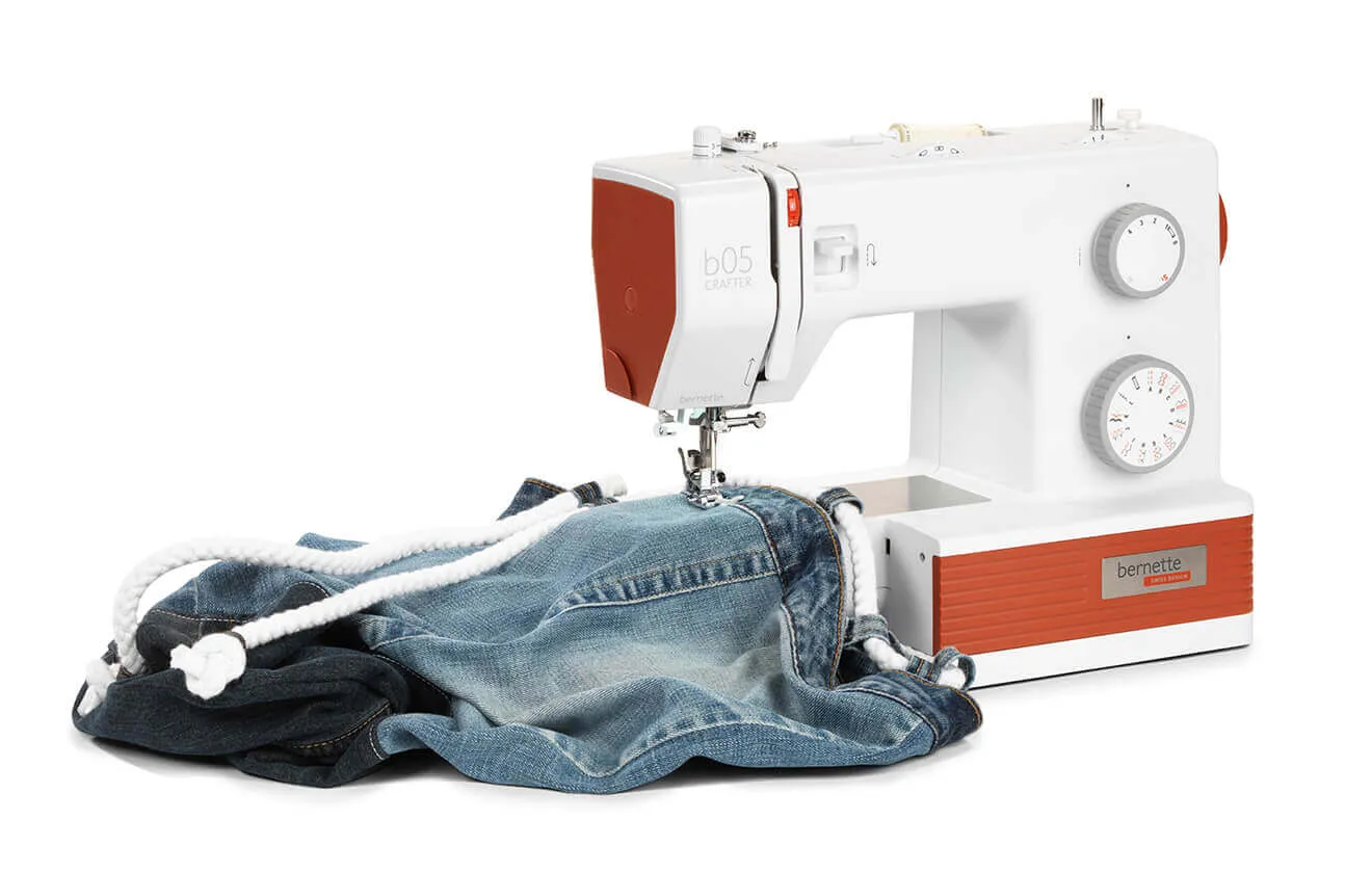 Bernette 05 Crafter Sewing Machine