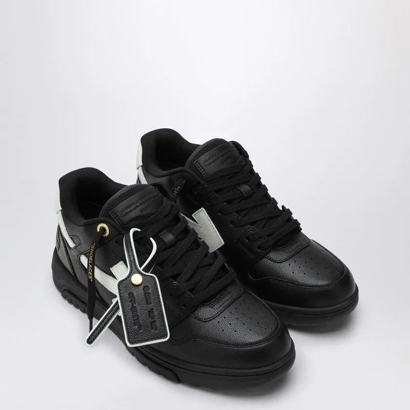 BLACK/WHITE SNEAKER OUT OF OFFICE