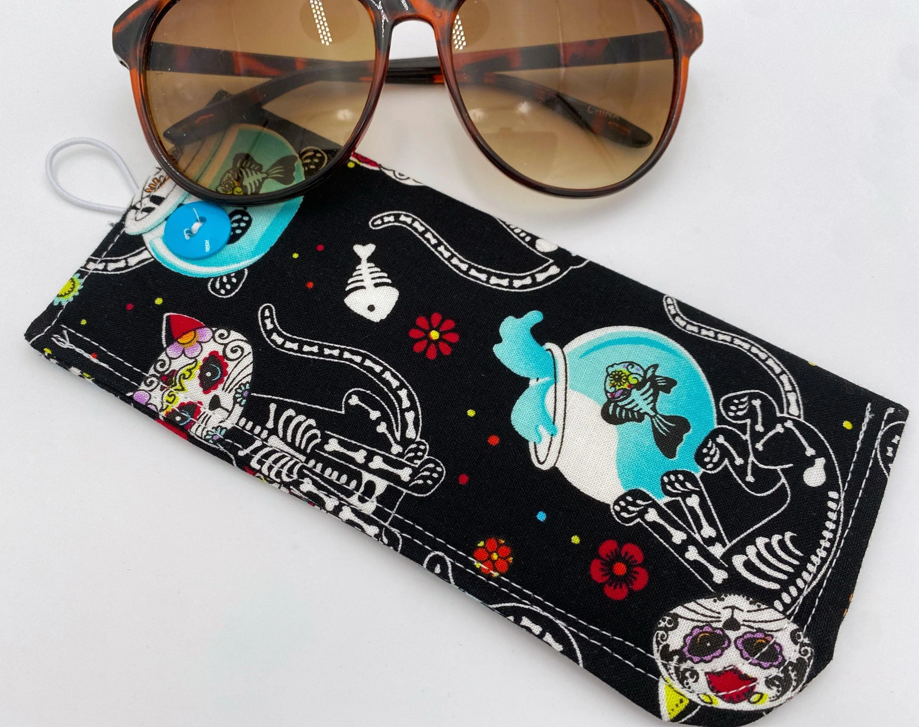 Sugar Skull Eyeglass Case, Day of the Dead Sun Glasses Pouch, Black Cat Glasses Cozy