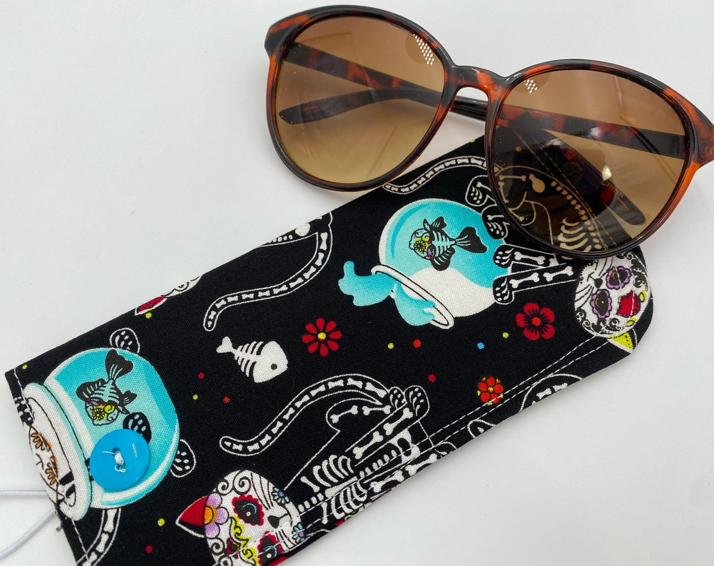 Sugar Skull Eyeglass Case, Day of the Dead Sun Glasses Pouch, Black Cat Glasses Cozy