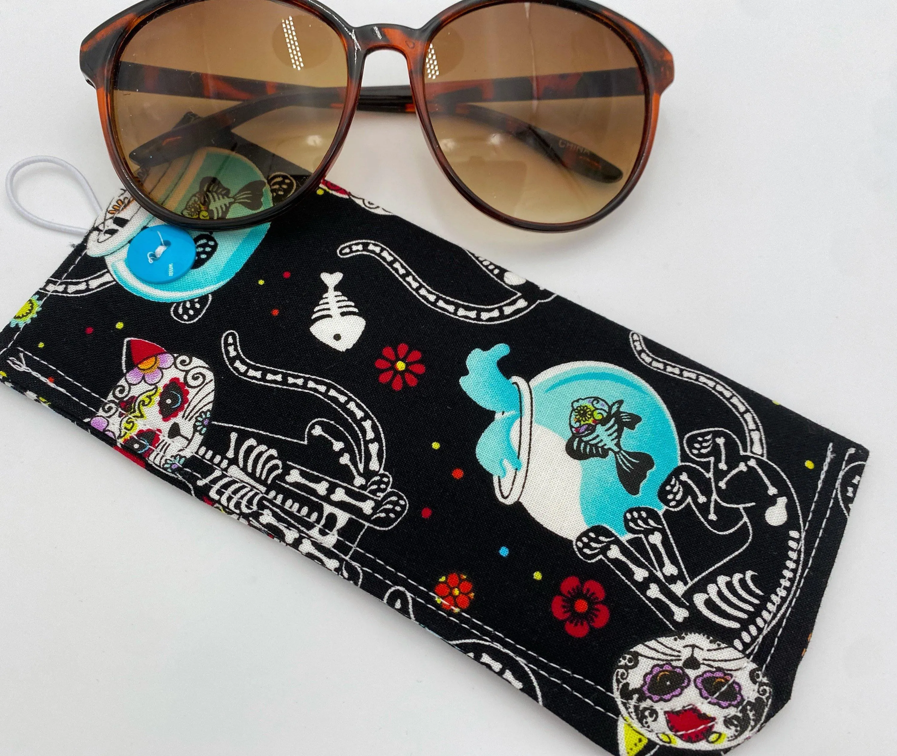 Sugar Skull Eyeglass Case, Day of the Dead Sun Glasses Pouch, Black Cat Glasses Cozy