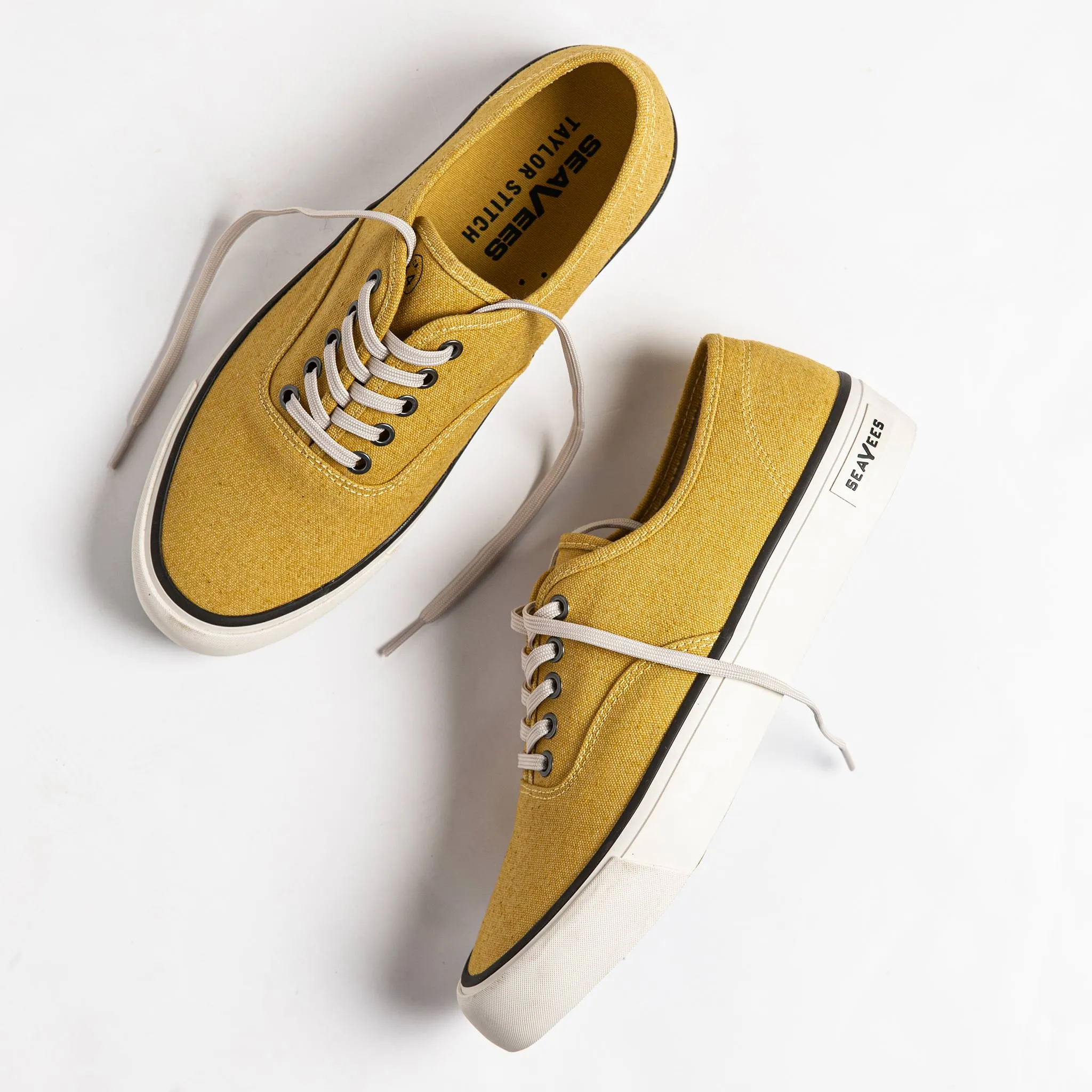 The Vista Sneaker in Gold Boss Duck