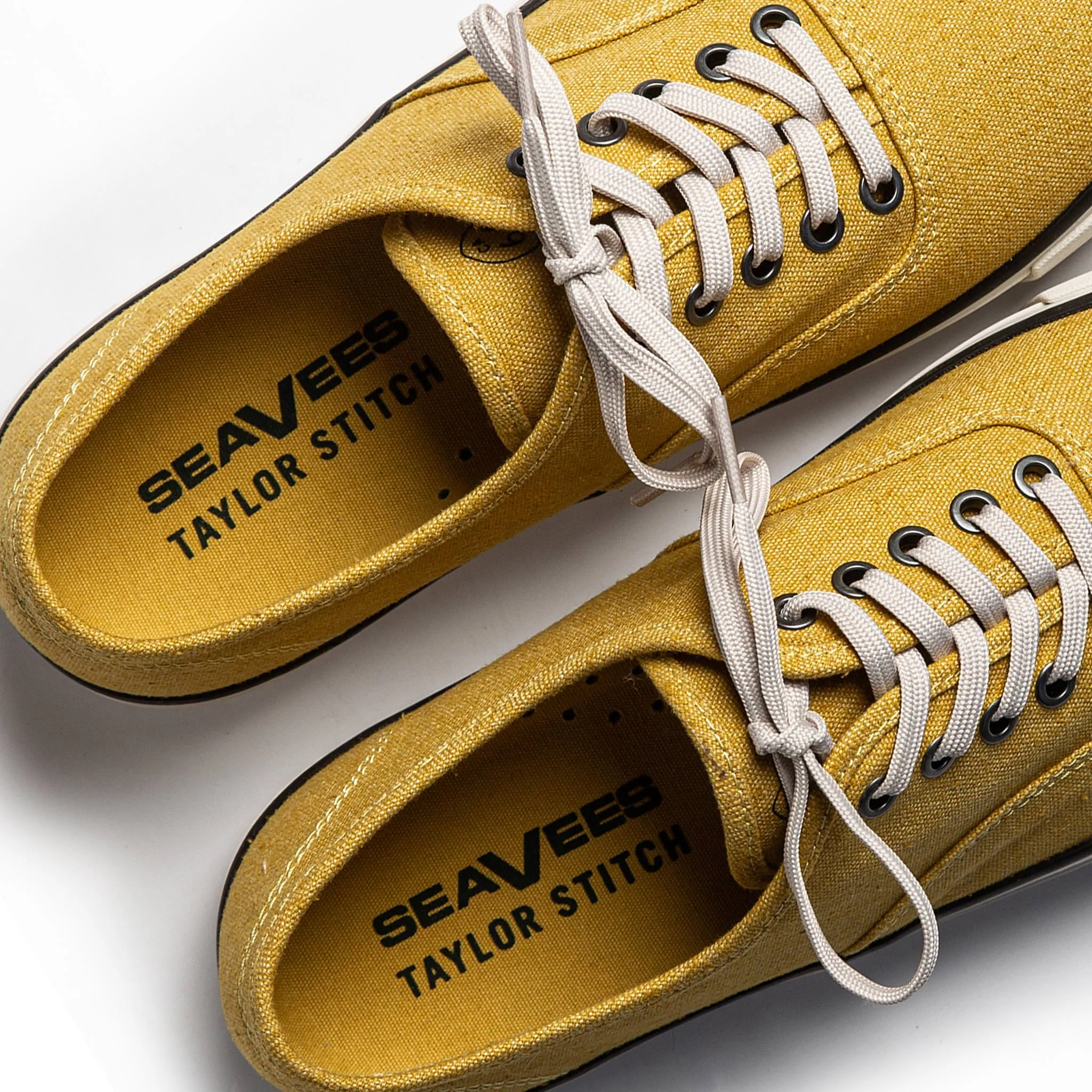 The Vista Sneaker in Gold Boss Duck